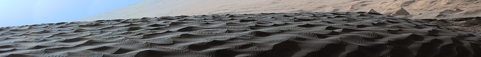 Ripples en duna marciana — Curiosity, 2015
